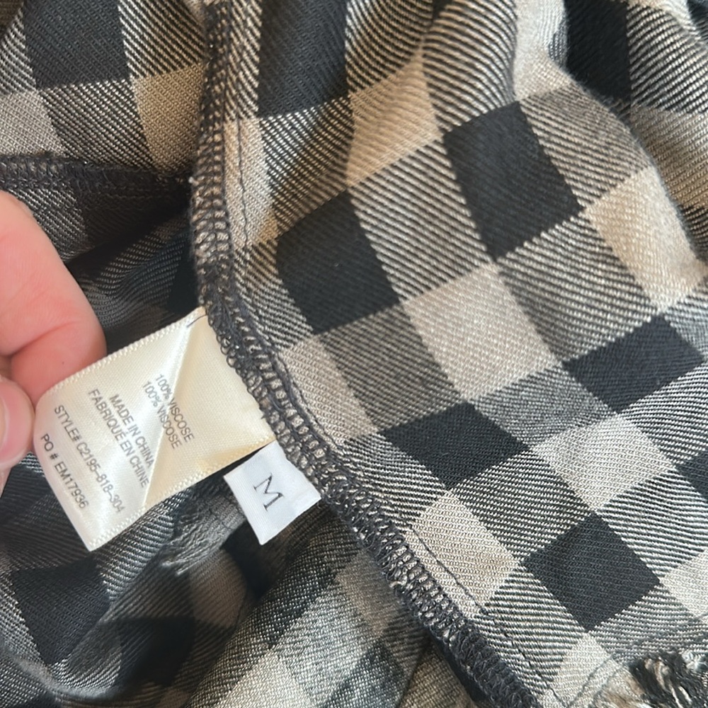 Anthropologie Cloth & Stone Green Black Plaid Raw Hem Stonewashed Blouse Medium - Picture 8 of 8